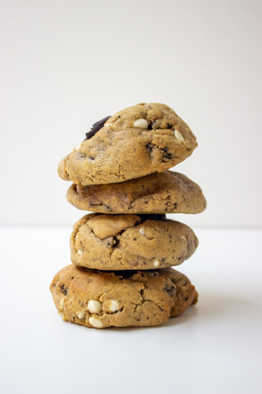 Box of Cookies & Cream Cookies (6)